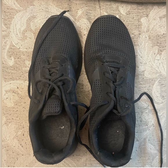 Men’s black athletic sneakers - Picture 2 of 5